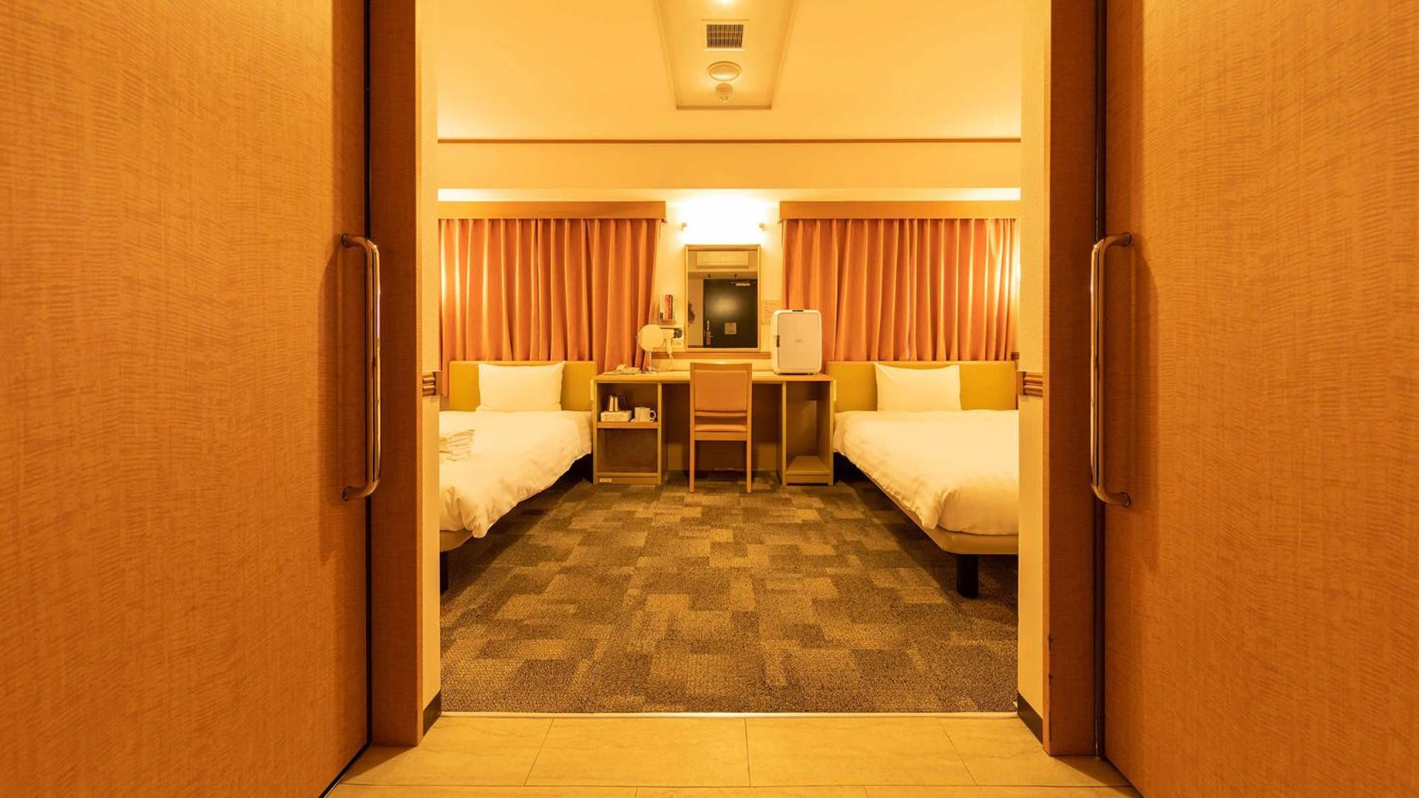 Toyoko Inn Chiba Minato Ekimae Номер фото