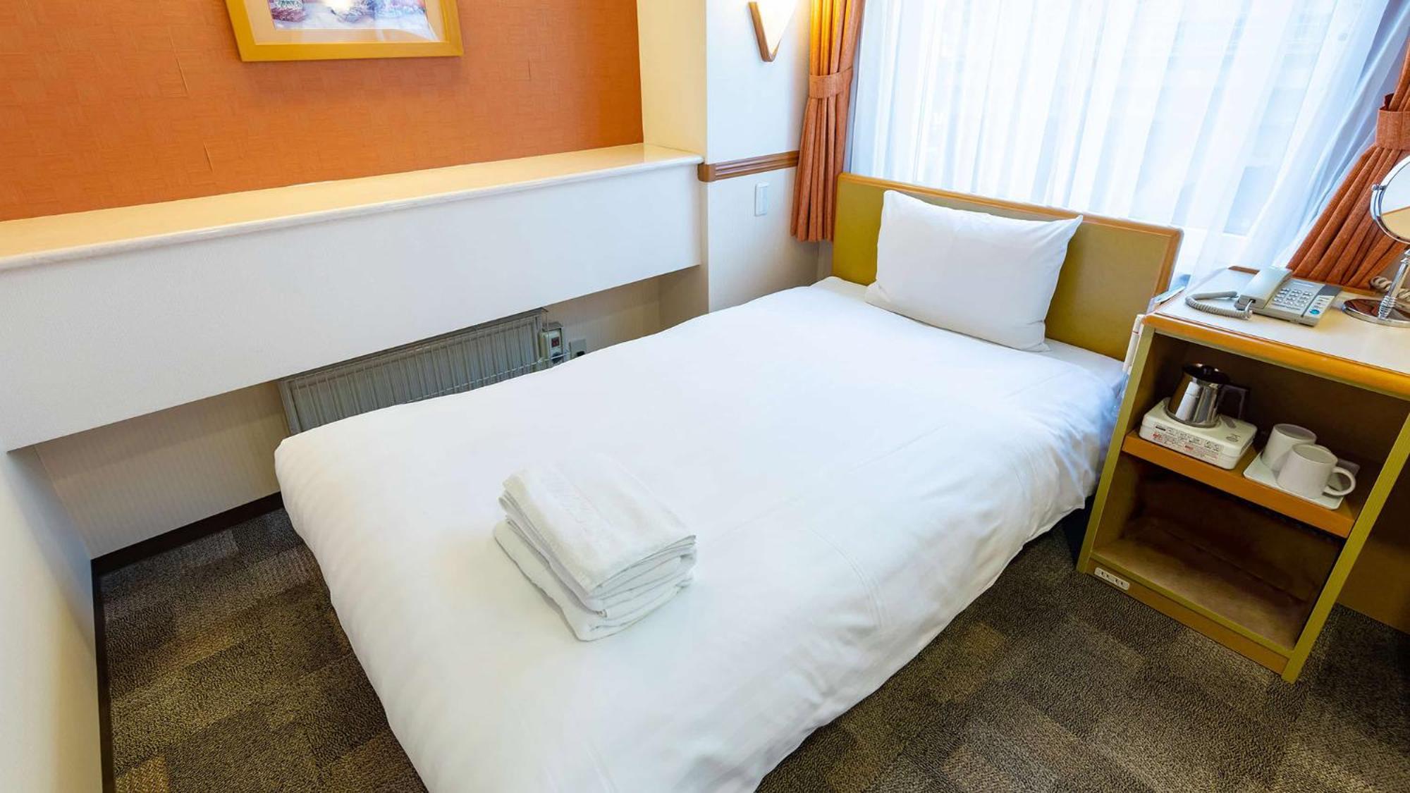 Toyoko Inn Chiba Minato Ekimae Номер фото